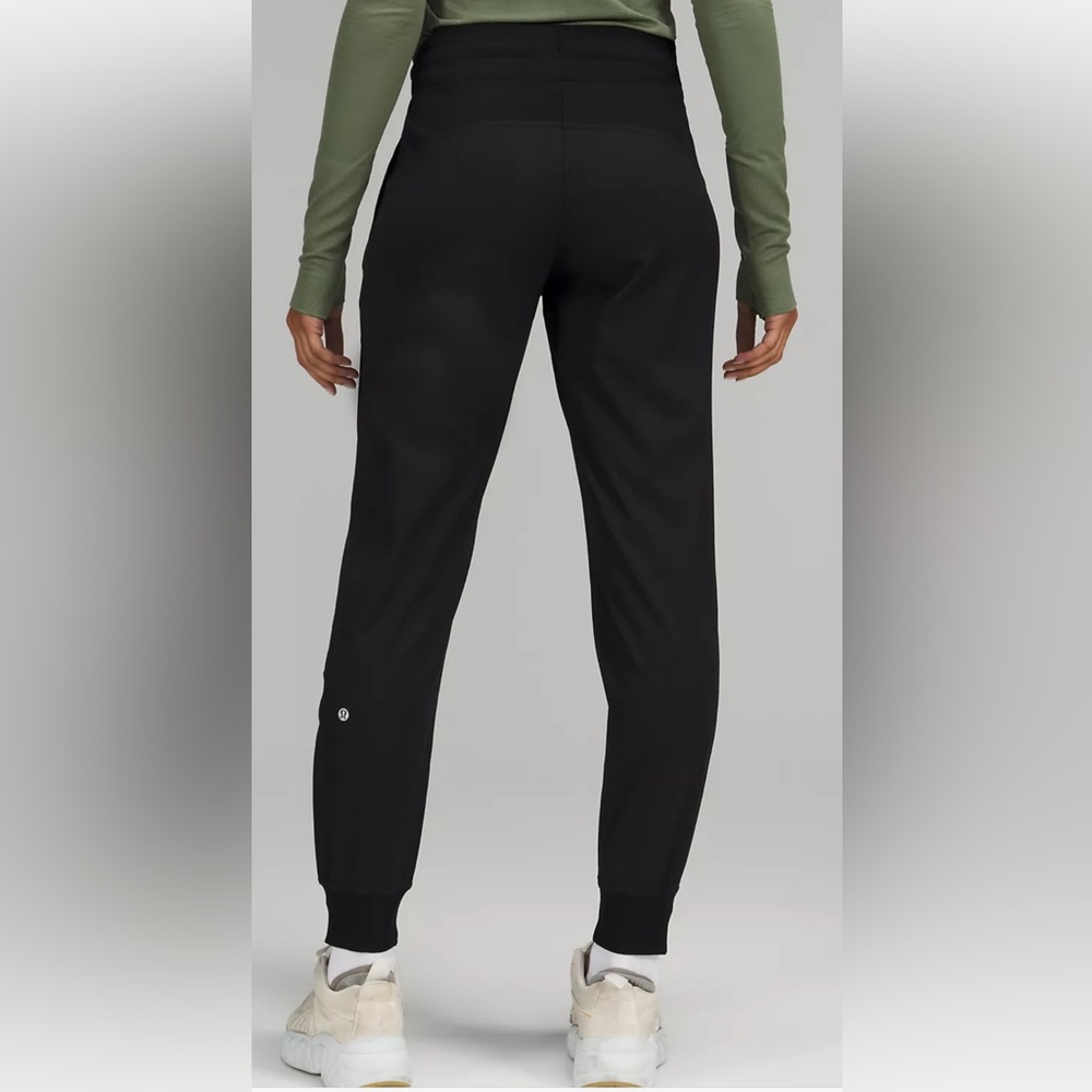 Lululemon Dance Studio Midrise Jogger - size 2